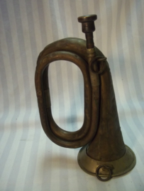 German bugle Labour Party, nicely marked. Duits signaalhoorn, bazuin van de Arbeitsdienst met embleem en regimentsnummer 5/319, werkend, zeer decoratief