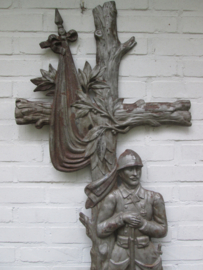 French memorial plaque PORTILION TOURS. Gietijzeren Franse plaquette ter herinnering aan WO1. zeer bijzonder en uniek stuk afmeting 110 cm bij 50 cm.