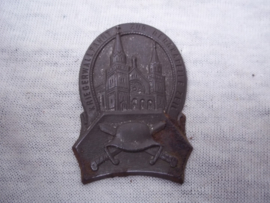 German tinnie, rally badge, Duitse tinnie Kriegerwallfahrt zur Bergkapelle Ziel. aparte tinnie.