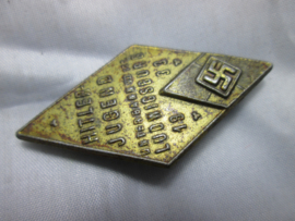 German tinnie, rally badge, Duitse tinnie, Hitler- Jugend Untergau VII - 121 - Ludwigsburg 1933. nice tinnie good condition.