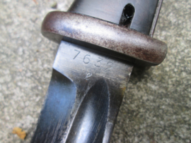 German k-98 Mauser bayonet matching numbers. with leather frog, nicely marked and dated.Duitse Mauser bajonet nummer gelijk. zeer nette staat.