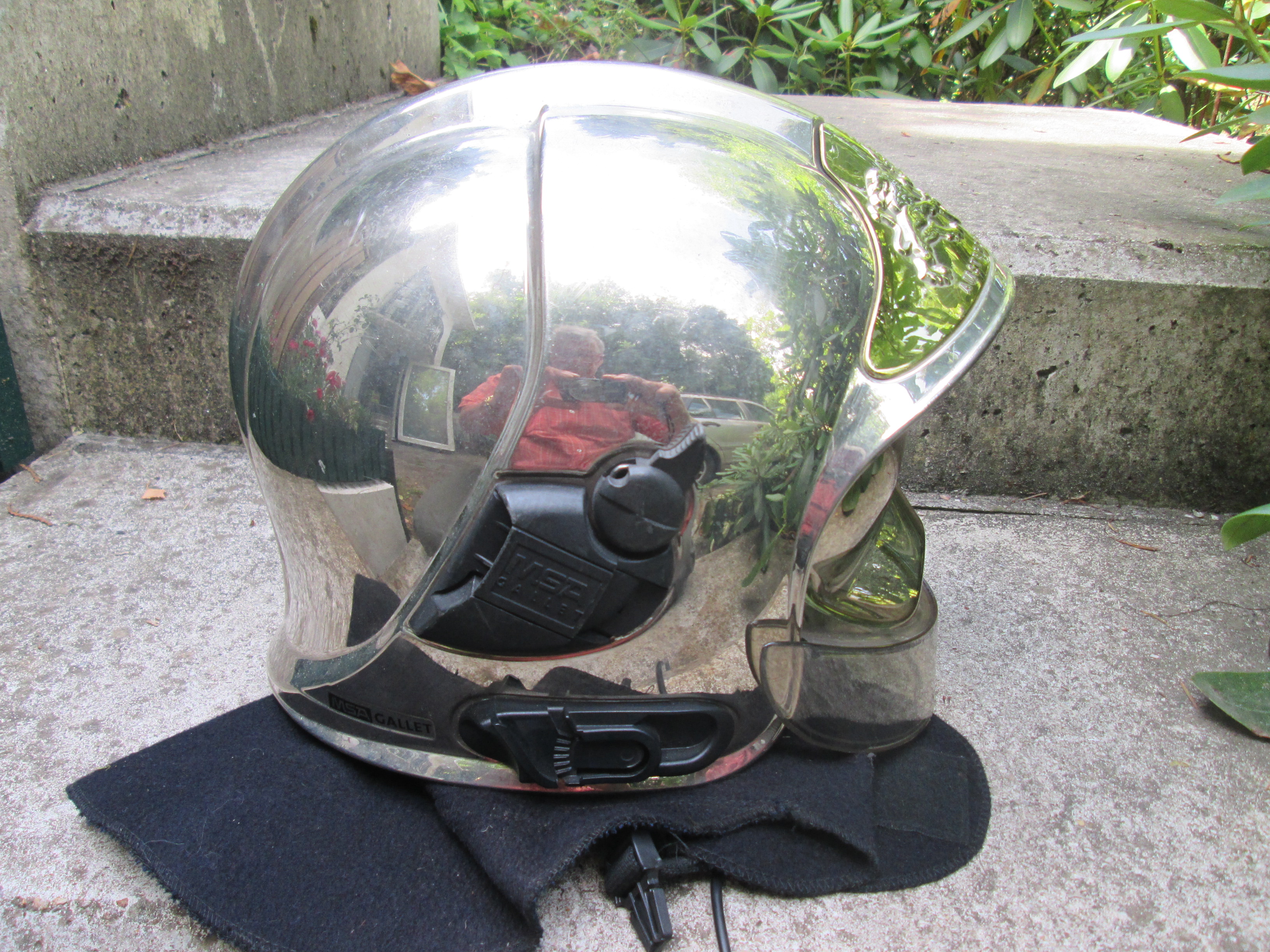 Firehelmet Amsterdam Brandweerhelm Amsterdam Amstelland met intercom zeer nette staat TOP stuk en moeilijk te vinden.