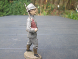 ELASTOLIN Soldier with helmet. 10 cm. Soldaat met helm Frans model. WO1