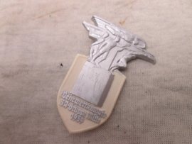 German tinnie, rally badge, Duitse tinnie, SA- Abteilung- Wehrwettkämpfe SA- Gruppe Mitte 1939. maker Richard- Sieper und Söhne Ludenscheid. RzM - M9/25 rare, zeldzaam.