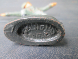 ELASTOLIN German soldier throwing a grenate. Duitse soldaat gooit met handgranaat.