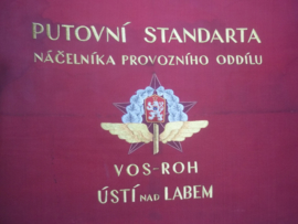 Czech flag standard of the national railroad. Tsjechische vlag, standaard met metalen frame van de Nationale spoorwegen, mooi geborduurd aan beide zijden. afmeting 80 bij 60 cm.