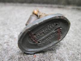 ELASTOLIN British soldier carrying 2 buckets. Engelse soldaat draagt 2 emmers kazerneleven WO1.