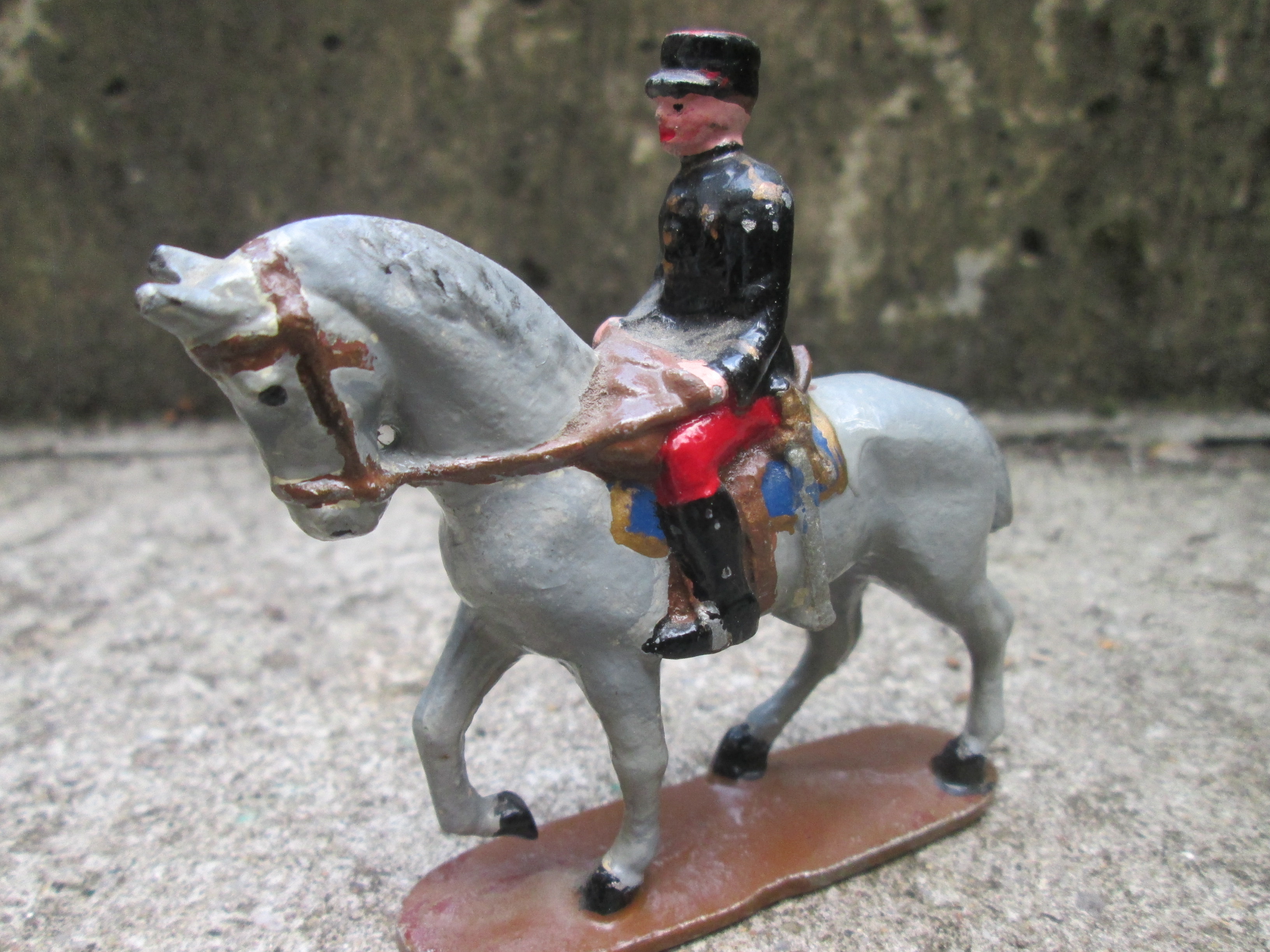 Aluminium soldaat Franse officier op paard