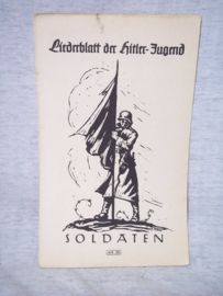 Duits Liederblatt der Hitler- Jugend, met decoratieve afbeelding. SOLDATEN.