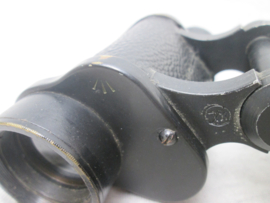 British binocular MKII, 1943- Kershaw.Engelse verrekijker in tas, mooi gemarkeerd, tas 1941 kijker 1943, MKII. 1 lenskap beschadigd.