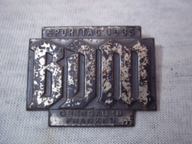 German tinnie Rally badge, Duitse Tinnie, HJ-- DJ--BDM--- Sporttag 1936 Obergau 18. Franken, zeer decoratief.