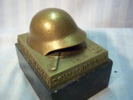 Swiss shooting price Luzern 1939 bronse helmet. Zwitserse schietprijs Wehrmannstich 1939