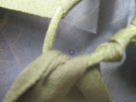 US M1 helmet swivel bail front seam in MINT condition. Amerikaanse helm in nieuw staat.