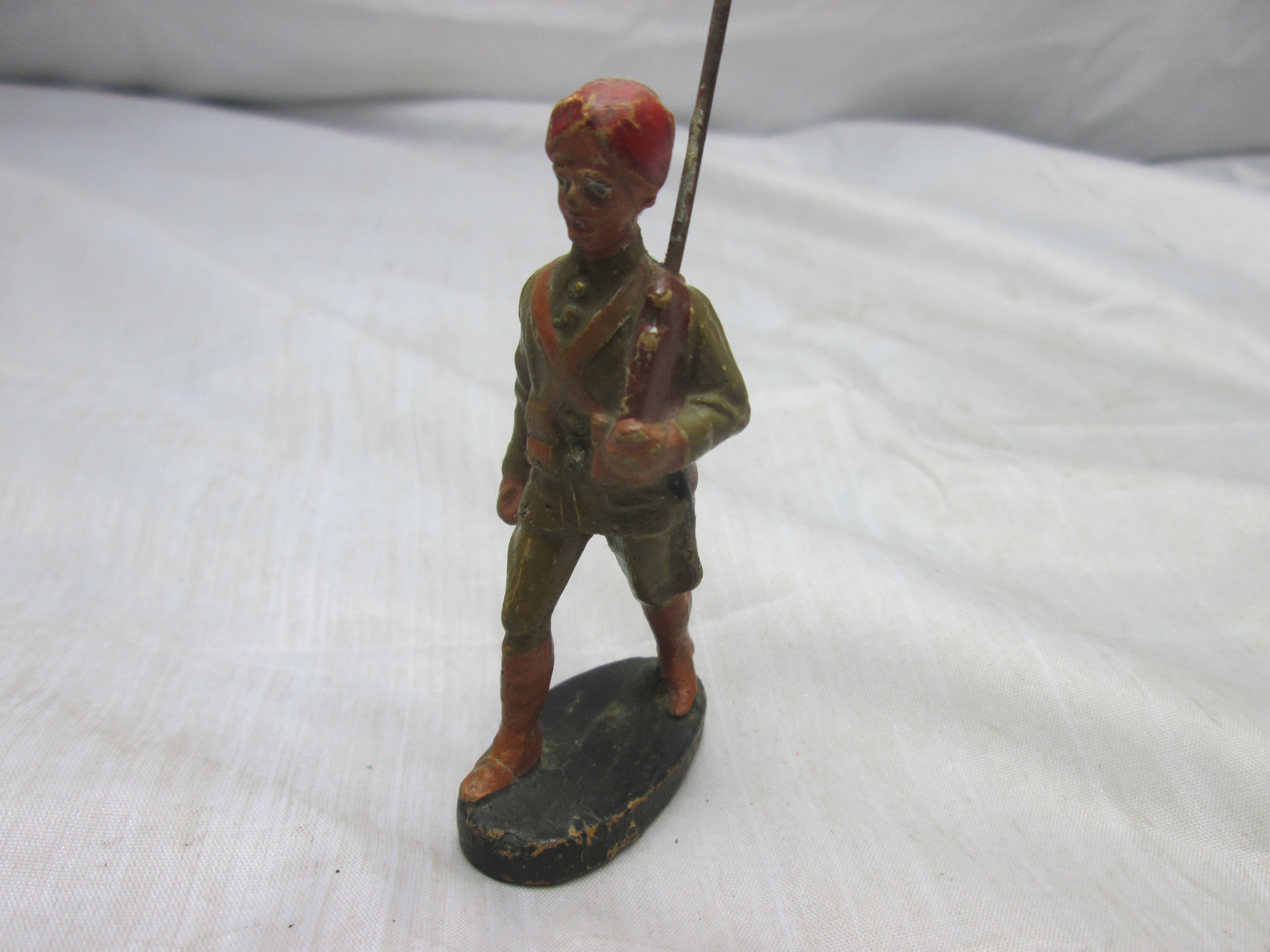 ELASTOLIN rare Indian soldier with red turban. Elastolin Indisch soldaat met rode tulband