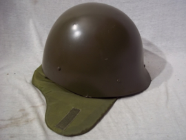 Chinese helmet, elite forces. Chinese parahelm, mint staat, bijzondere helm, moeilijk te vinden.