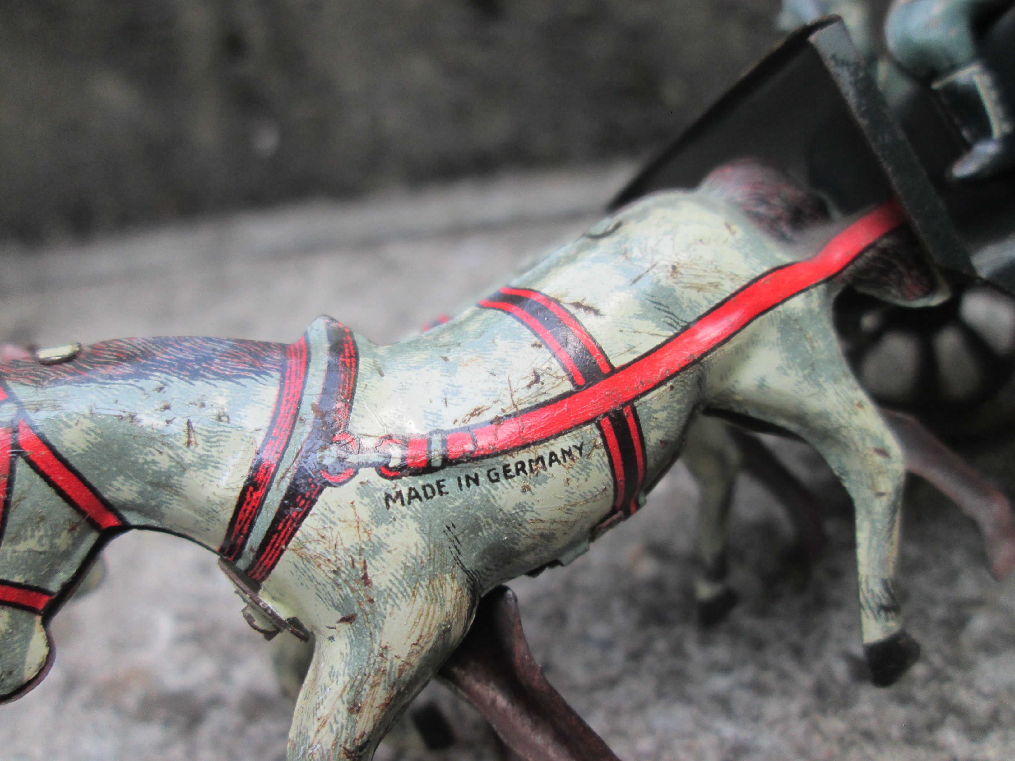Tin toy, German soldiers. Blikken speelgoed, vooroorlogs, Duitse soldaten met paard en wagen keukenwagen gulash kanone klein model made in Germany bijzonder stuk goede staat.