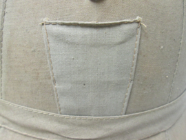 Italian pith helmet without badge. Italiaanse tropenhelm in een nette staat, werd ook door de Duitse Wehrmacht gedragen.