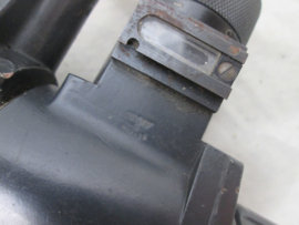 German tank sight Pz.B.W.F. 8. Duitse kijker in de originele kleur met Waffen ambt Abnahme stempels Wehrmacht Panzer Beobachtungs Winkel Fernrohr. Optisch goed.