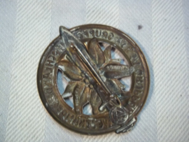 German SA Tinnie Hochland 1939. very nicely marked RZM maker and number. SA Tinnie  SA Gruppe  Hochland, Wettkampfe, met RZM stempel, nummer en maker zeer zeldzaam.