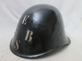 Dutch helmet M-34 of the civil defense. Nederlandse staalhelm van de B.B. Bescherming Burgerbevolking model 1934, gevonden omgeving Best in Nederland.