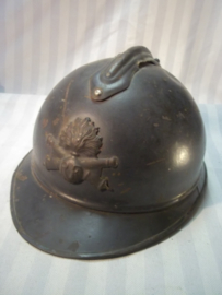 French Helmet M15 casque Adriane Artillery with innerlining Franse helm Artillerie embleem.