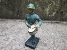 DURSO Dutch soldier with drums. Nederlandse soldaat tamboer, goede staat.