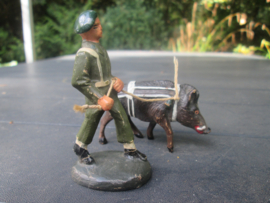 DURSO Belgium soldier, Belgische Ardense jager met hun mascotte het everzwijn, droegen ze ook als embleem op de groene baret
