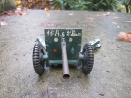 ASTRA Made in England metal gun canon Meccano