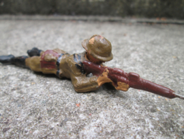 ELASTOLIN shooting Belgium soldier. Schietende Belgische soldaat.