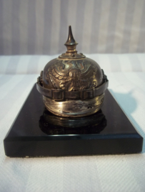 Miniature spikehelmet, WMF mark. Miniatuur pickelhaube, verzilverd, manschap Pruisen.
