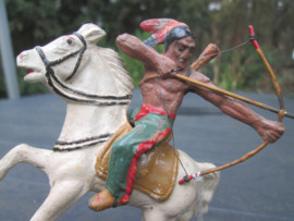 INCAMIM Indiaan met pijl en boog op paard.