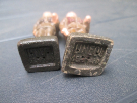 LINEOL 2 Belgium soldiers on guard smaler size. 2 Belgische soldaten op wacht. kleiner model.