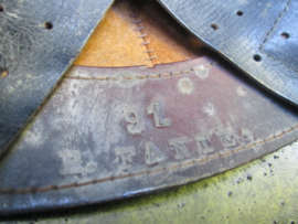 Dutch firehelmet 1945-1950, former dutch kolonial military helmet. KNIL helm Koninklijk nederlands Indisch Leger helm na de oorlog gebruikt door de brandweer, mooie variant op de Nederlandse leger staalhelm.