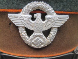 German police cap. Duitse politie pet Gendarmerie Ludwig Vogel Karlsruhe gestempeld PO 1941 gebruikte staat.