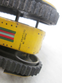 Tin tank toy..