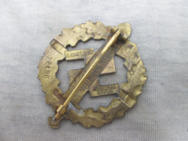 German SA sporting badge gilt with number. Duits SA sport embleem verguld  L.Chr.Lauer Nürnberg Berlin. Eigentum  Ausbildungswesen, met nummer bijzonder zeldzaam stuk.