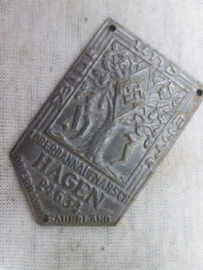 German tinnie, rally badge, Duitse tinnie,H.J. Blut und Ehre, Oberbannaufmarsch Hagen 24-6-34 Oberbann sauerland without pin with 3 holes to sew it on the uniform zonder pin.
