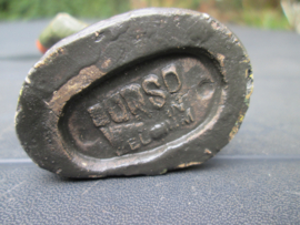 DURSO Belgium soldier with shell. Belgische soldaat met granaat jaren 60