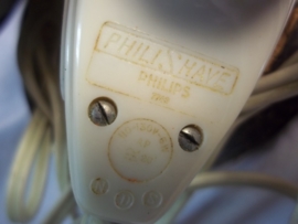 Electric shaver made by Philips. Philips scheerapparaat in doosje met originele stekker