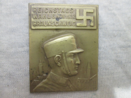 German tinnie, rally badge, Duitse tinnie SA related, early badge Reichstagwahl  6 november 1932 Braunschweig with maker  R. Wächter und Sohne  Mittweida SA.