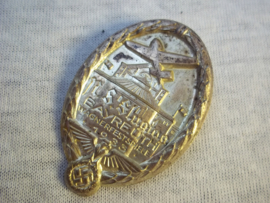 Rare German tinnie, rally badge, Duitse tinnie N.S. Flugtag Bayreuth Wagnerfestspiele 1933, zeldzame en decoratieve tinnie.