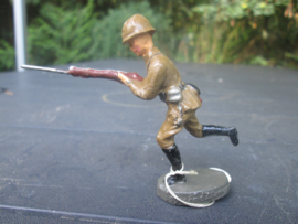 ELASTOLIN Belgium soldier attacking. Belgische soldaat in de aanval importe d´allemagne leuke vermelding