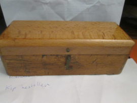 Gewichten blok, compleet met ook de hele kleine gewichtjes met pincet, zwaarste gewicht is 200 gram.