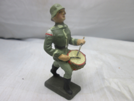 LINEOL German soldier with drum. Duitse soldaat met trommel zeer goede staat leuk model.