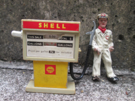 Tankstation made in Hong/Kong working. Benzine pomp met composiet figuur shell