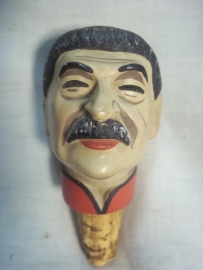 Cork with the face of Stalin. Karikatuur sluitdop, kurk met het hoofd van STALIN.