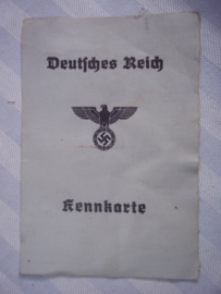 Duitse Kennkarte, mooi gestempeld, met foto en vingerafdrukken, zeer decoratief document.