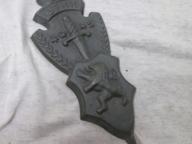 Belgische Bronzen plaquette Oudstrijders UFFR 1940-1945, zeer bijzonder
