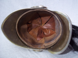 French police helmet. Franse gendarmerie helm au cheval M-1912, politie te paard, mooi gemarkeerd.Gemodificeerd binnenwerk model 1926 casque adrianne met registratienummer van de eigenaar  G-339 Gendarme, No. 339 met maker nette staat.