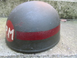 British dispatcher helmet BMB- 1944 in nearly MINT condition, used by the Belgium Army Forces. Engelse motorhelm in TOP staat, gebruikt in het Belgische leger. met PM (Patrouille Militair).